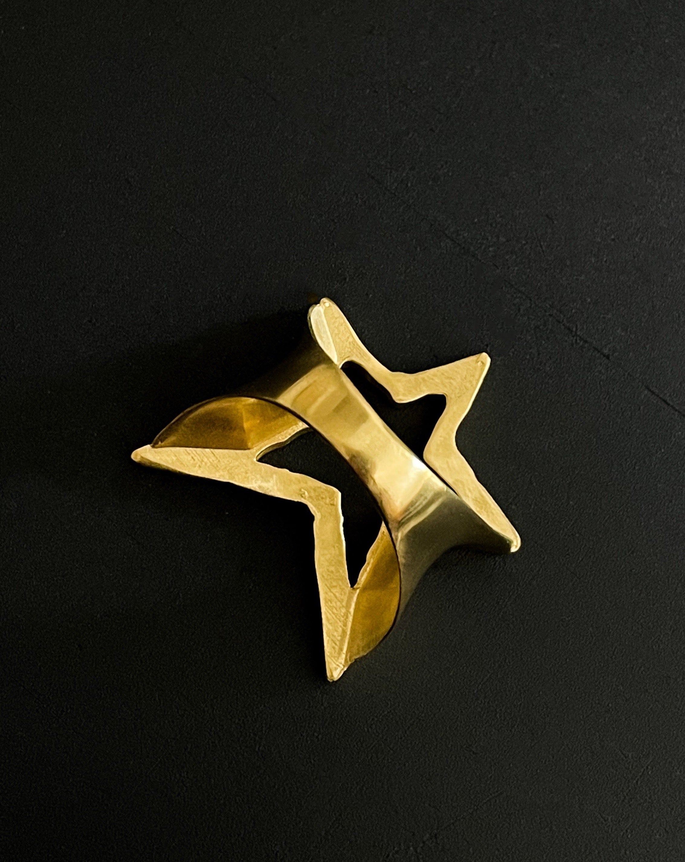 STAR RING